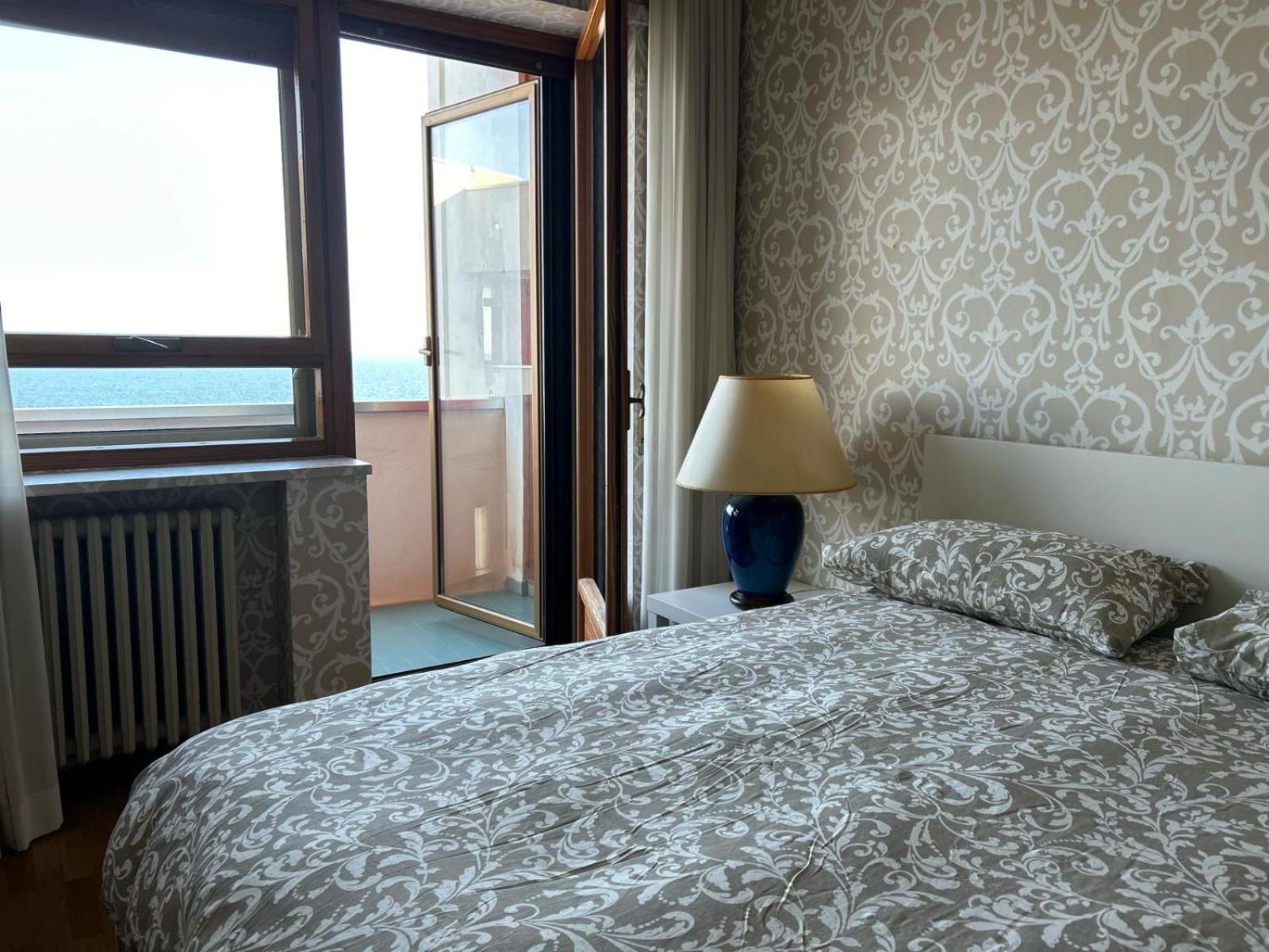 בארי Front Beach Apartment - 3 Bedrooms מראה חיצוני תמונה