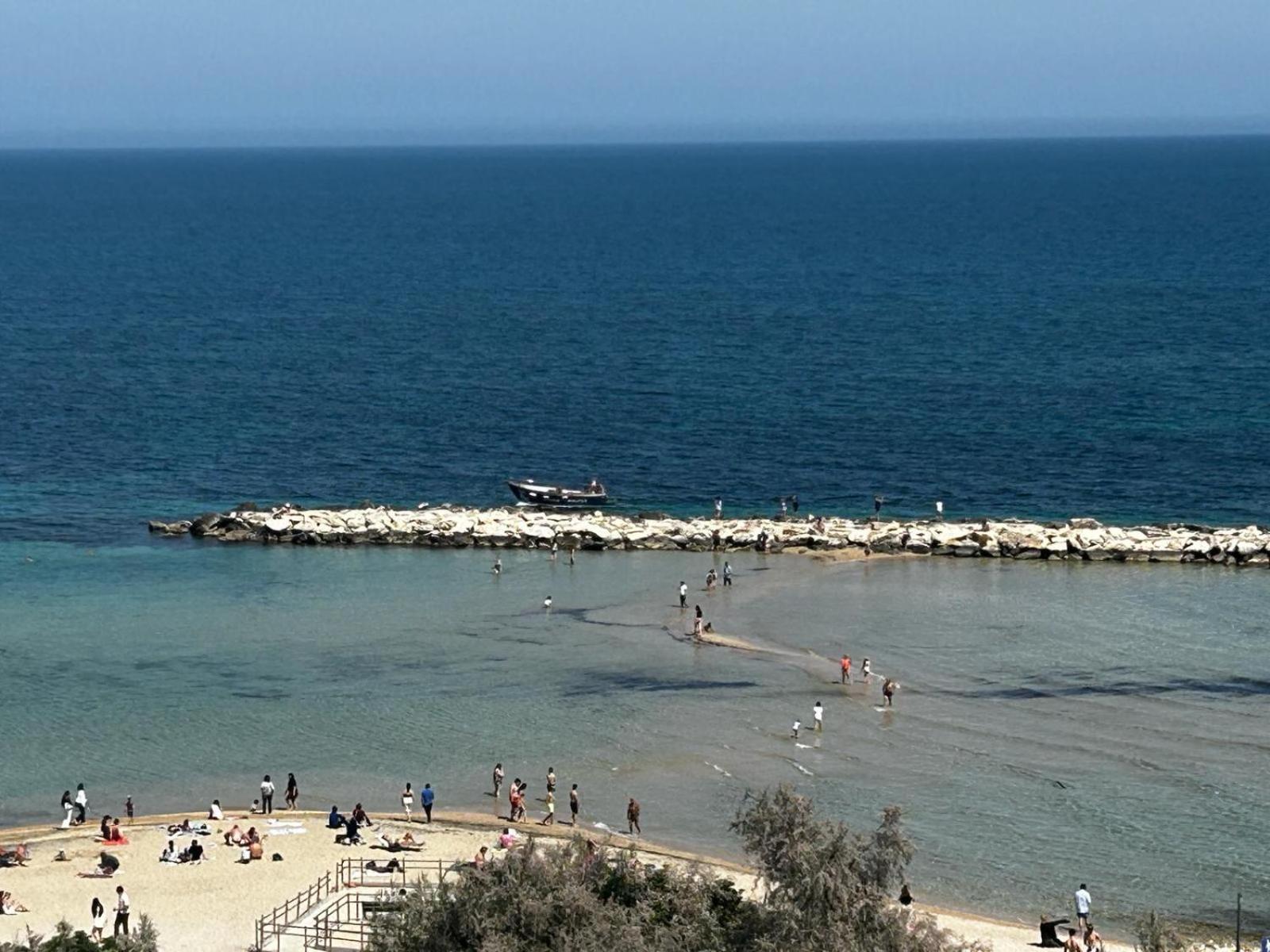 בארי Front Beach Apartment - 3 Bedrooms מראה חיצוני תמונה